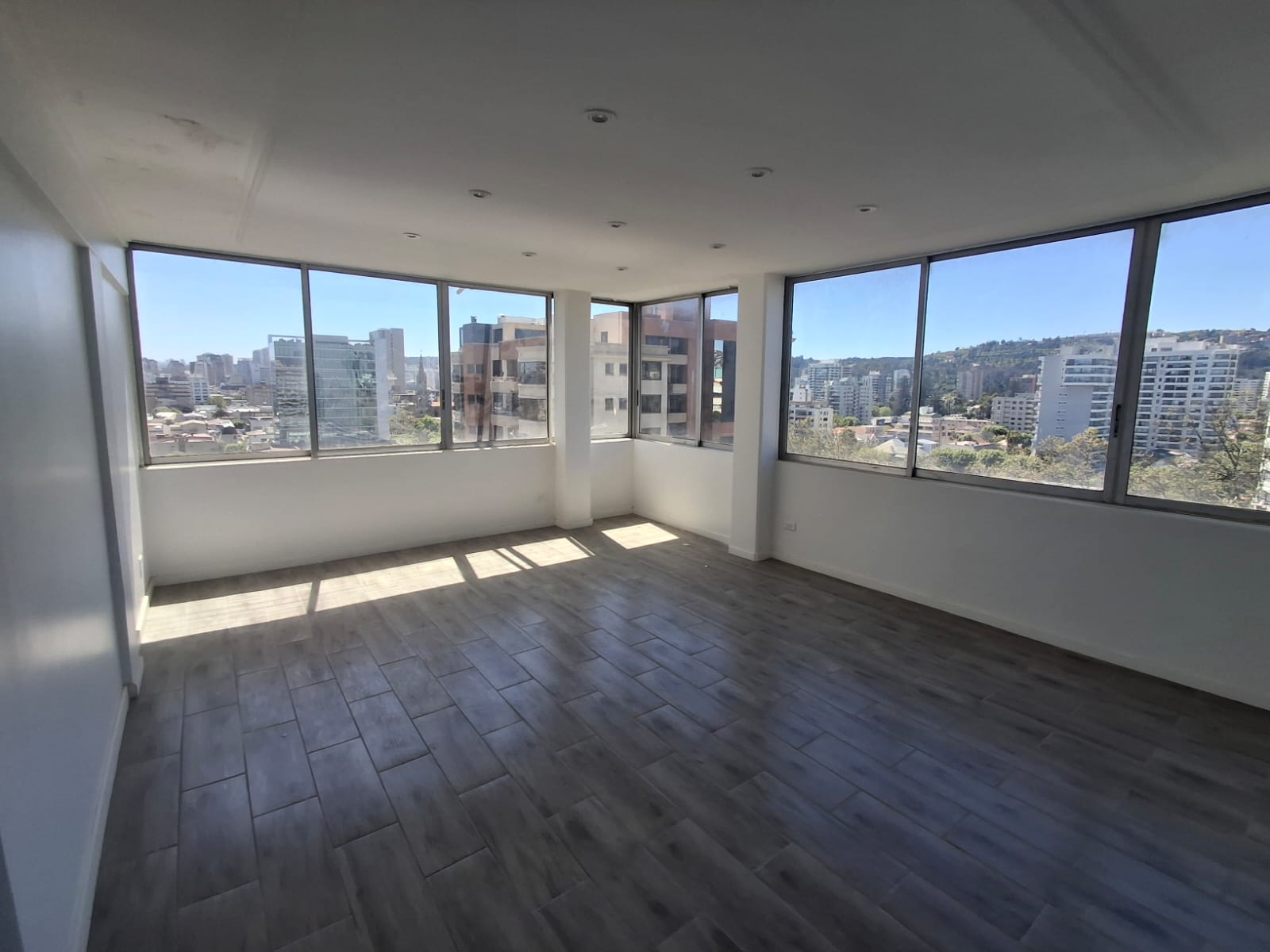 DEPARTAMENTO EN VENTA 3 DORMITORIOS 2 NORTE VIÑA
