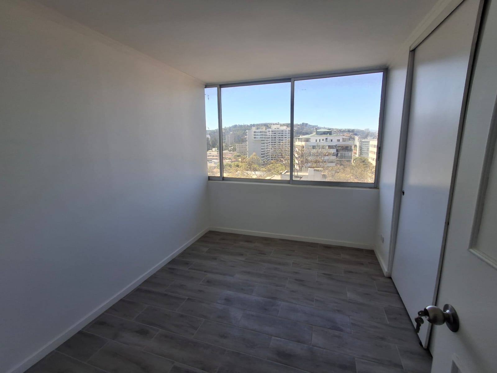 DEPARTAMENTO EN VENTA 3 DORMITORIOS 2 NORTE VIÑA