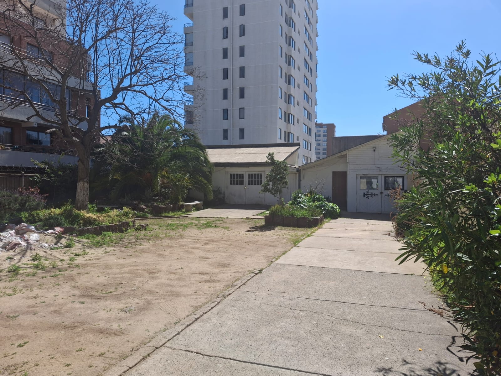 TERRENO EN VENTA CON CONSTRUCCION EN 8 NORTE VIÑA