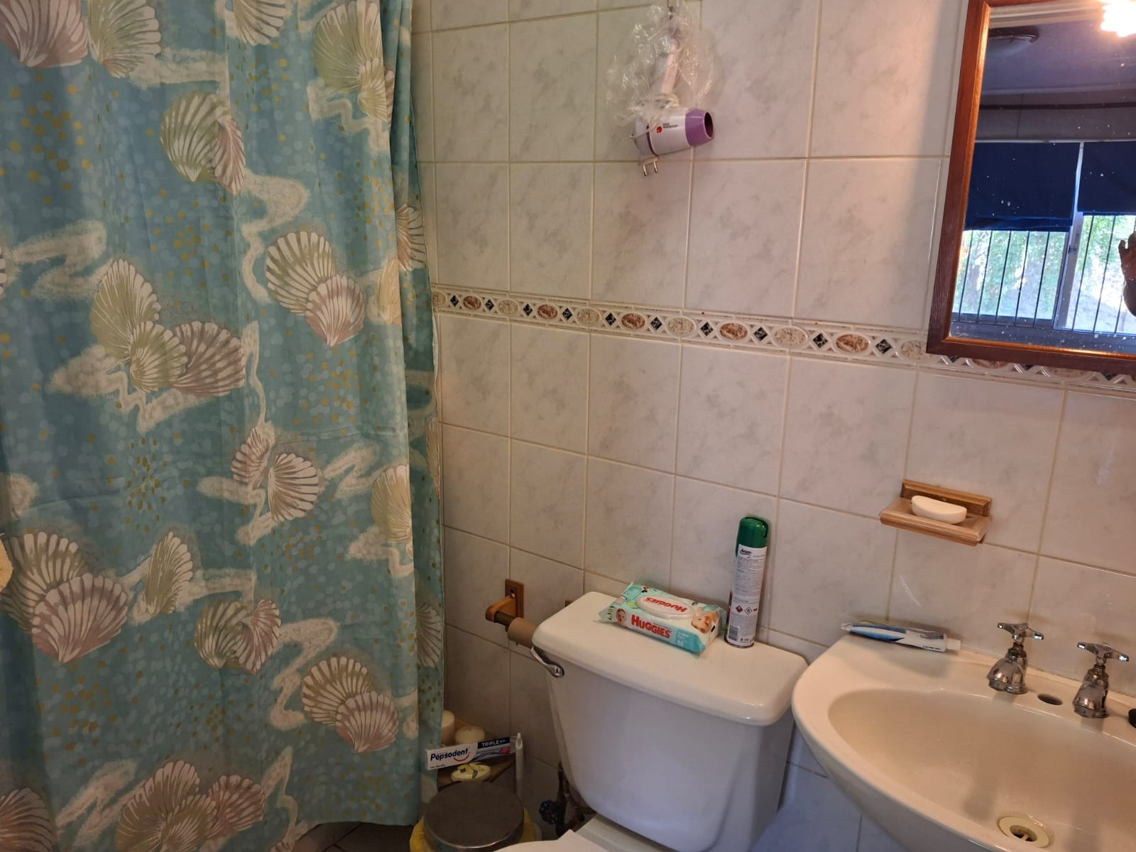CASA CON PISCINA EN VENTA OLMUE