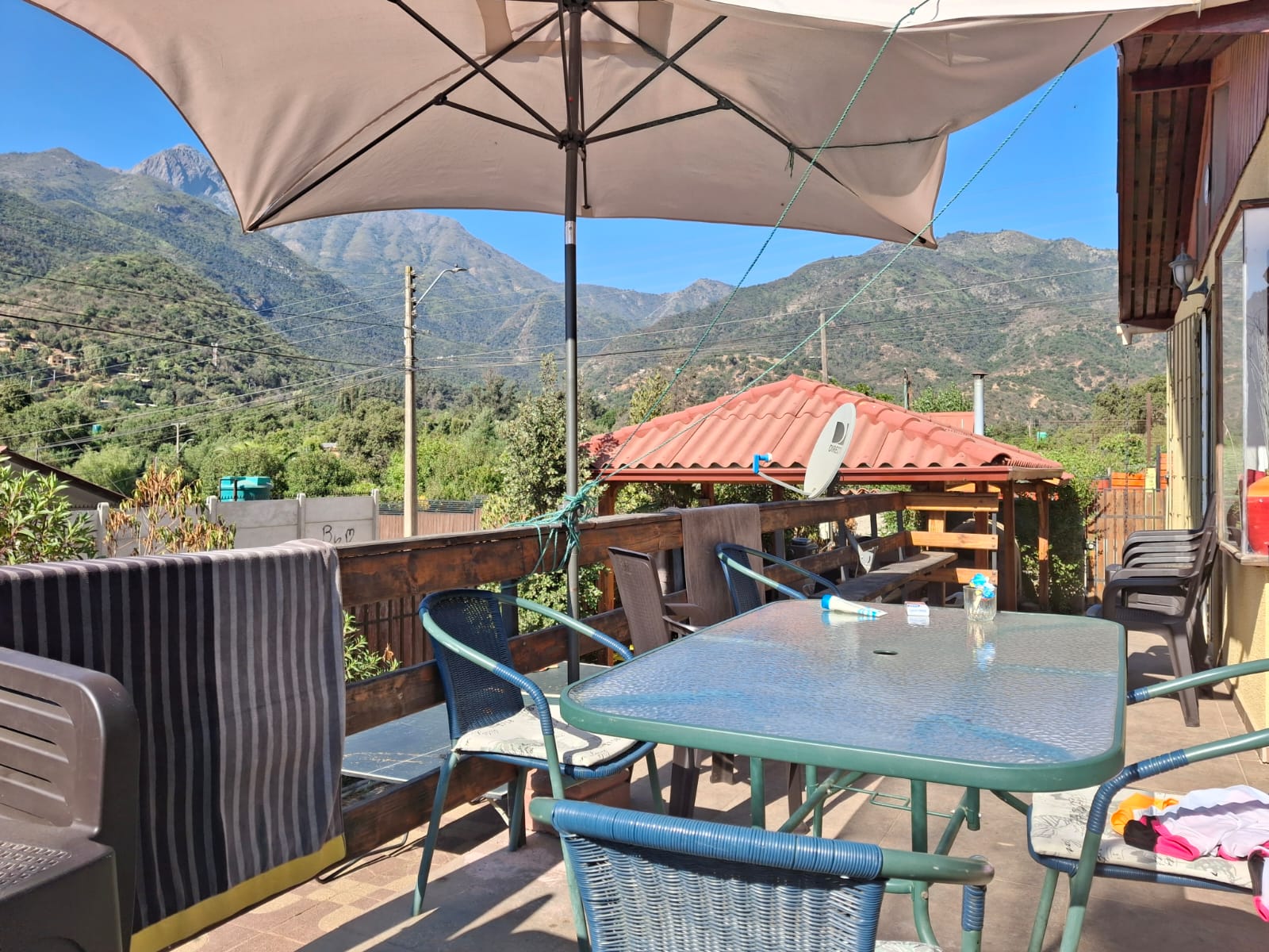 CASA CON PISCINA EN VENTA OLMUE