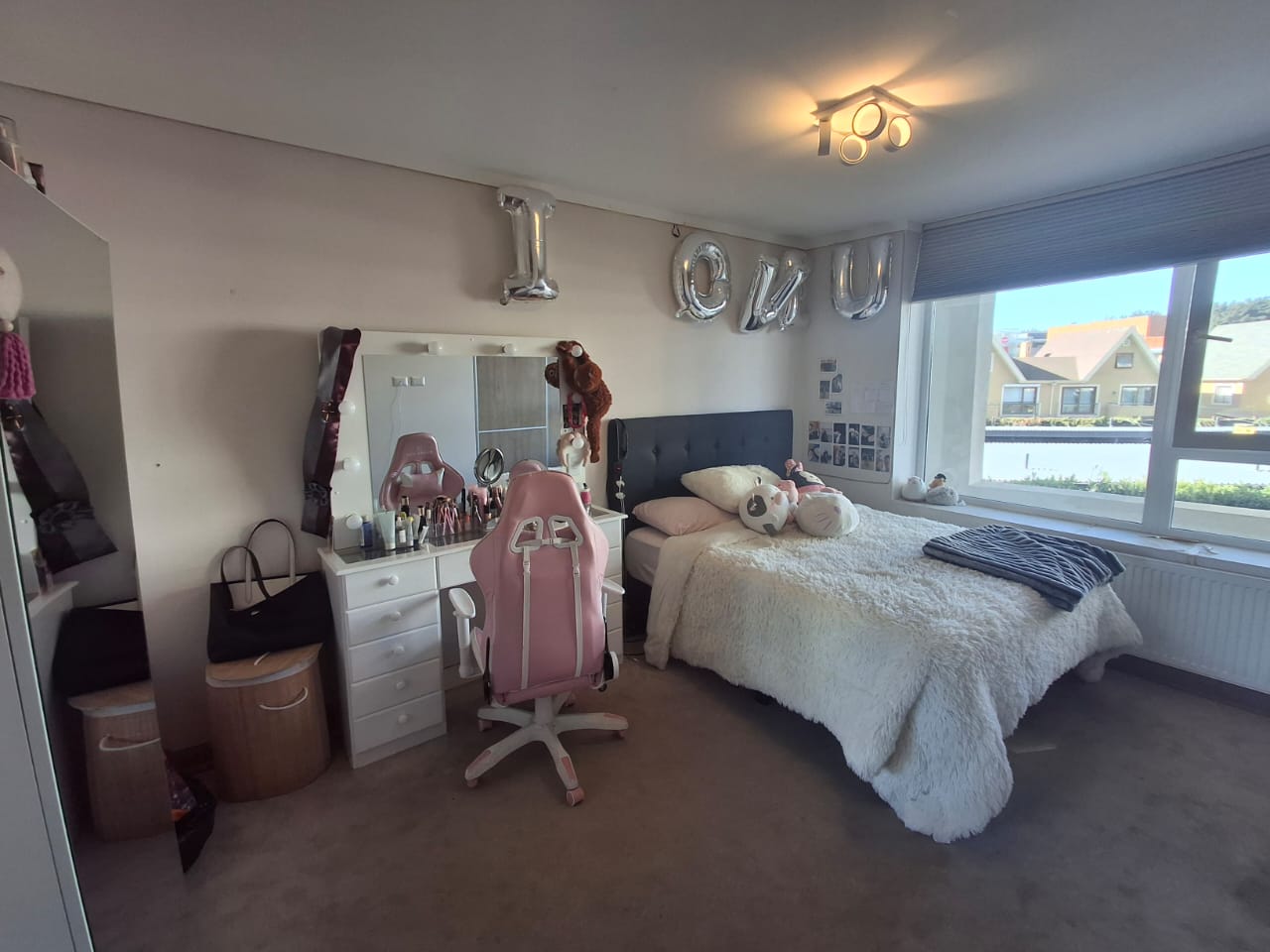 VENTA  DEPARTAMENTO 3 DORMITORIOS EDIFICIO ALBAMAR EN REÑACA