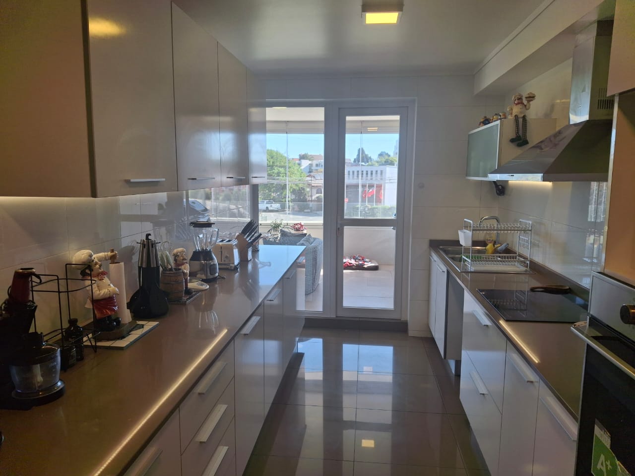 VENTA  DEPARTAMENTO 3 DORMITORIOS EDIFICIO ALBAMAR EN REÑACA