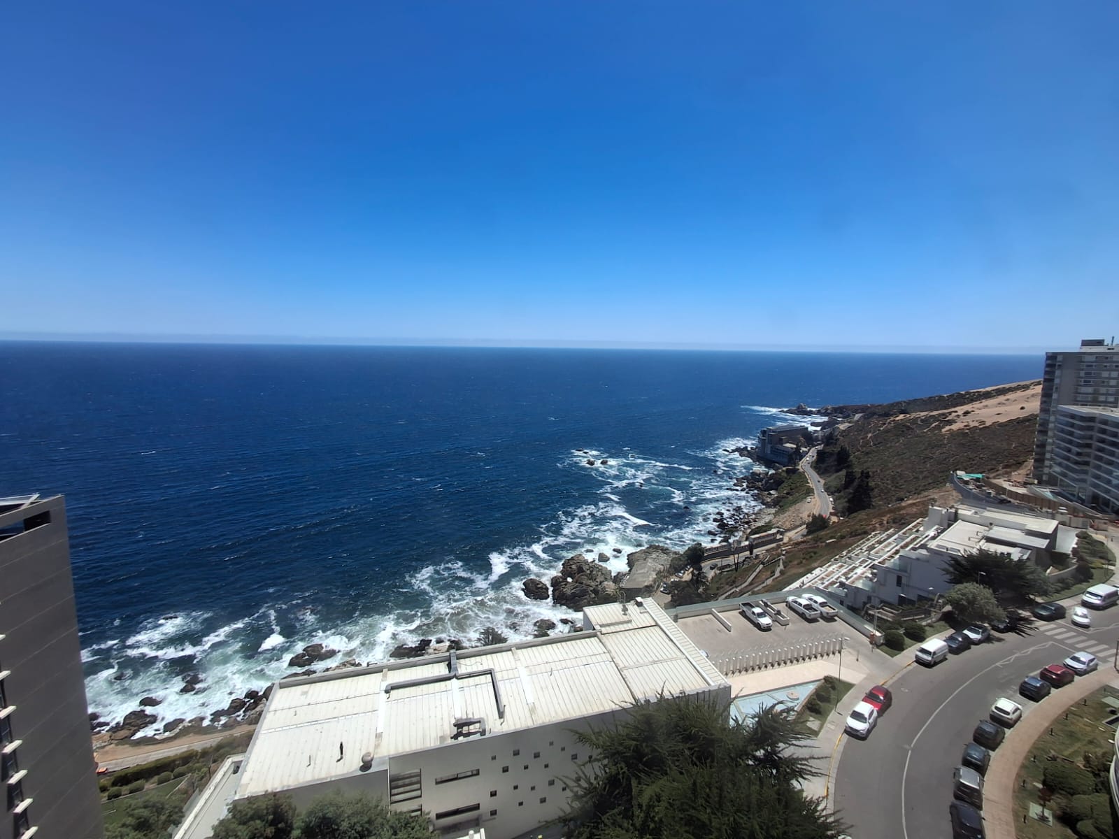 DEPARTAMENTO EN VENTA 4 DORMTORIOS EDIFICIO ATLANTIS REÑACA