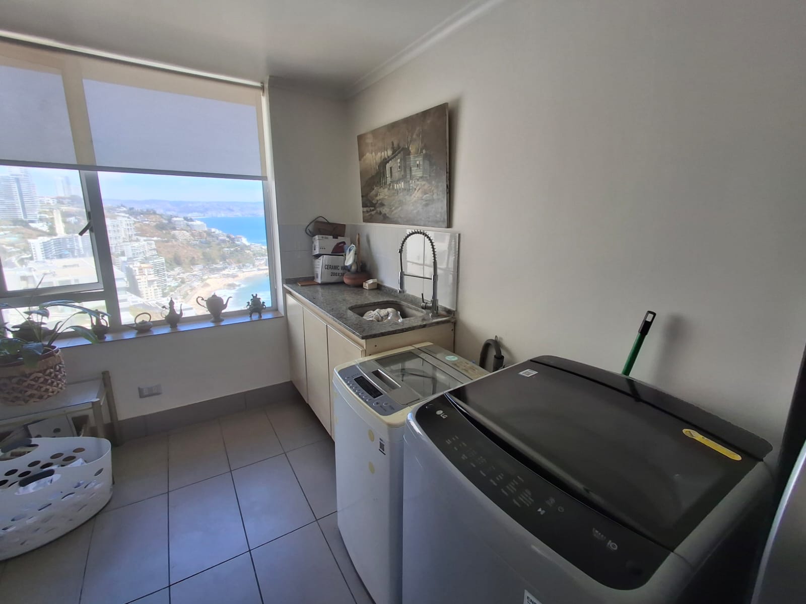 DEPARTAMENTO EN VENTA 4 DORMTORIOS EDIFICIO ATLANTIS REÑACA