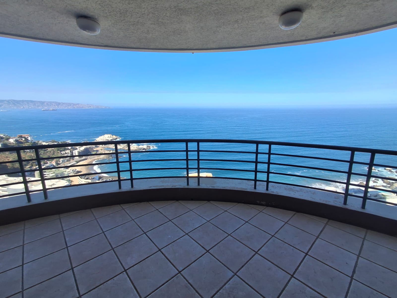 DEPARTAMENTO EN VENTA 4 DORMITORIOS EDIFICIO GRECOMAR I, REÑACA