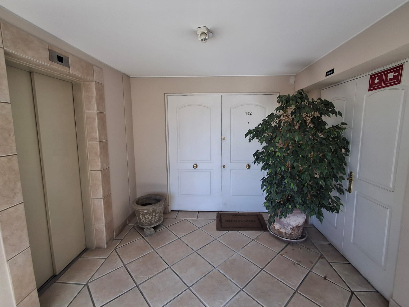 DEPARTAMENTO EN VENTA 4 DORMITORIOS EDIFICIO GRECOMAR I, REÑACA