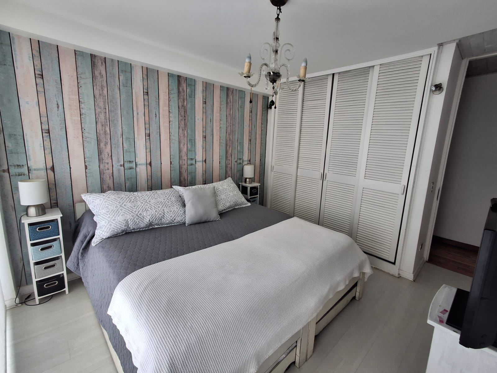 DEPARTAMENTO EN VENTA DE 4 DORMITORIOS, EDIFICIO MALIBU REÑACA