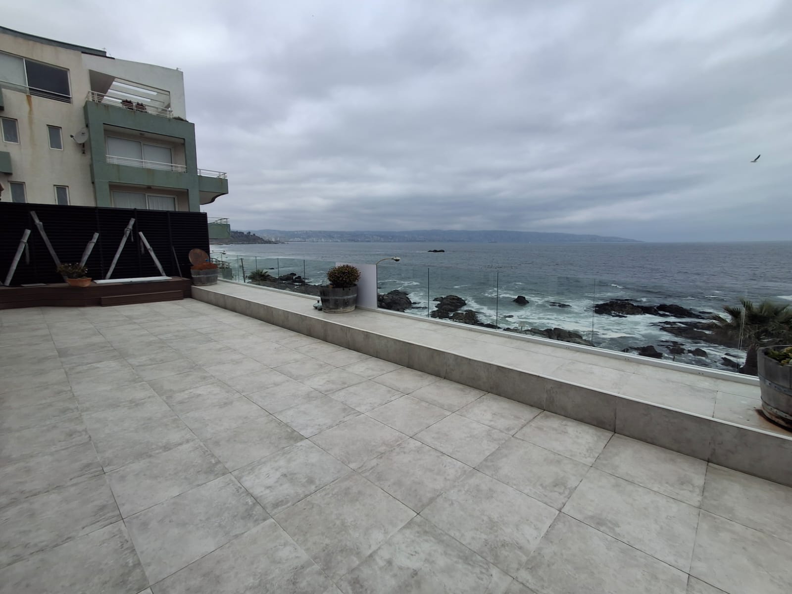 DEPARTAMENTO EN VENTA DE 4 DORMITORIOS, EDIFICIO MALIBU REÑACA