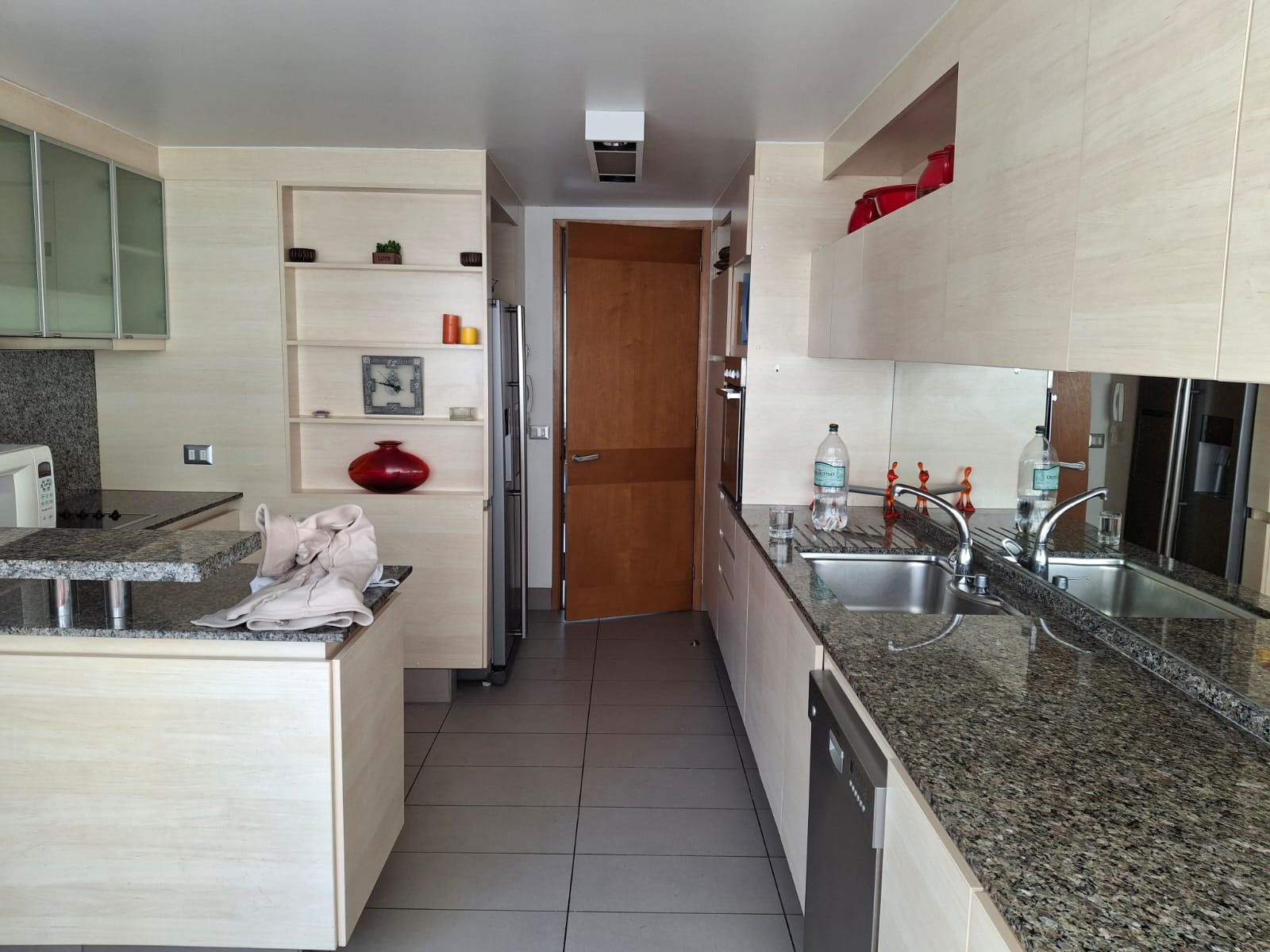 DEPARTAMENTO EN VENTA 3 DORMITORIOS EDIFICIO ATLANTIS REÑACA